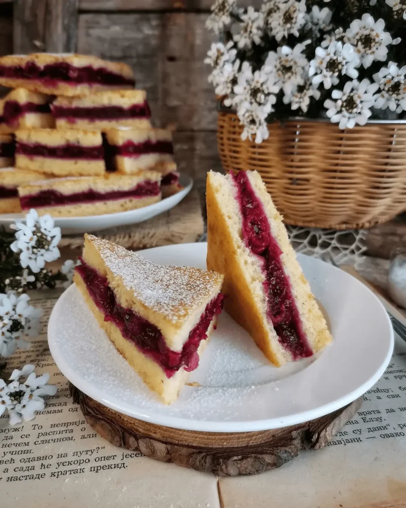 brza-pita-s-visnjama-819x1024