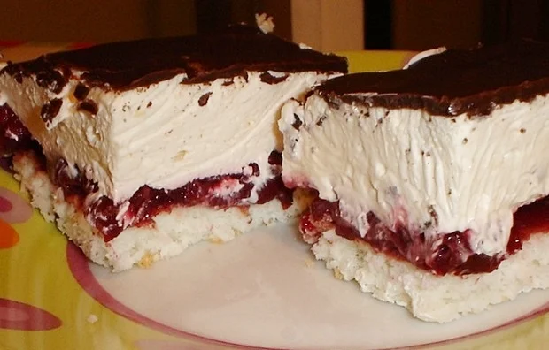 nebeski-kolac-4fa92cef1927f12e6827db52e1b7518a_view_l1-1