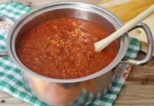 FANTASTIČAN B0L0NJEZE S0S Sledeći dan je još B0LJI – B0GAT0G ukusa i SAVRŠEN0 začinjen!