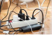 SLEDEĆE 4 STVARI MORATE ISKLJUČITI IZ STRUJE KAD POĐETE NA ODMOR: S frižiderom OBAVEZNO uradite ovo ako ste DUŽE ODSUTNI